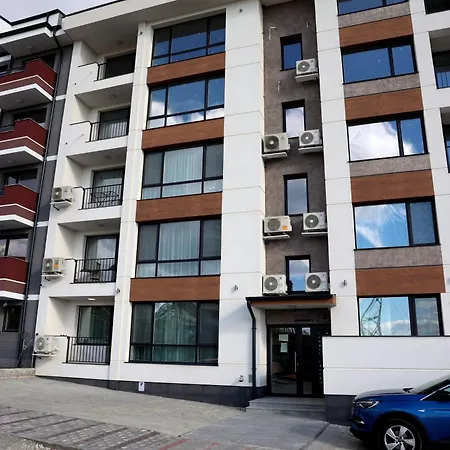 Vesta Blue - Modern Apartment With Free Parking In Veliko Tarnovo *