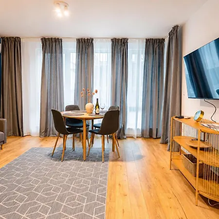 Vesta Blue - Modern With Free Parking In Veliko Tarnovo